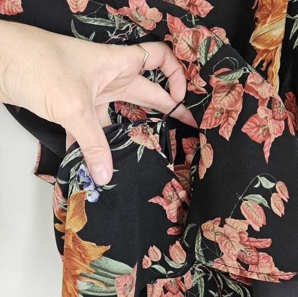 women's DEX wrap blouse size small - Picture 6 of 10